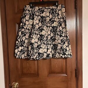 Black and Cream A-Line Mini Skirt for Casual Wear